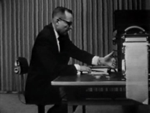 stanley_milgram_experiment_obedience2 stanley_milgram_experiment_obedience2